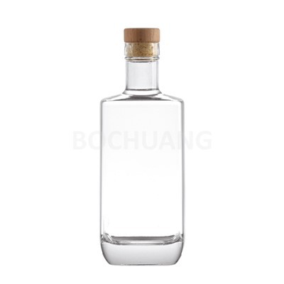 Szklana butelka ginu o pojemności 1000 ml